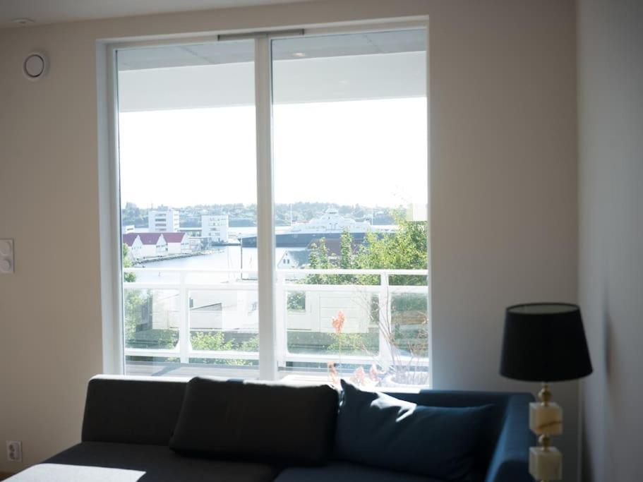 Ny Urban Leilighet Med Super Utsikt Haugesund Buitenkant foto