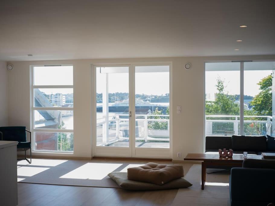 Ny Urban Leilighet Med Super Utsikt Haugesund Buitenkant foto